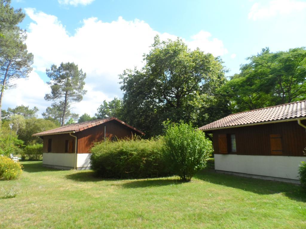Les Chalets Du Gelat, Nature Et Calme Noaillan Exterior foto